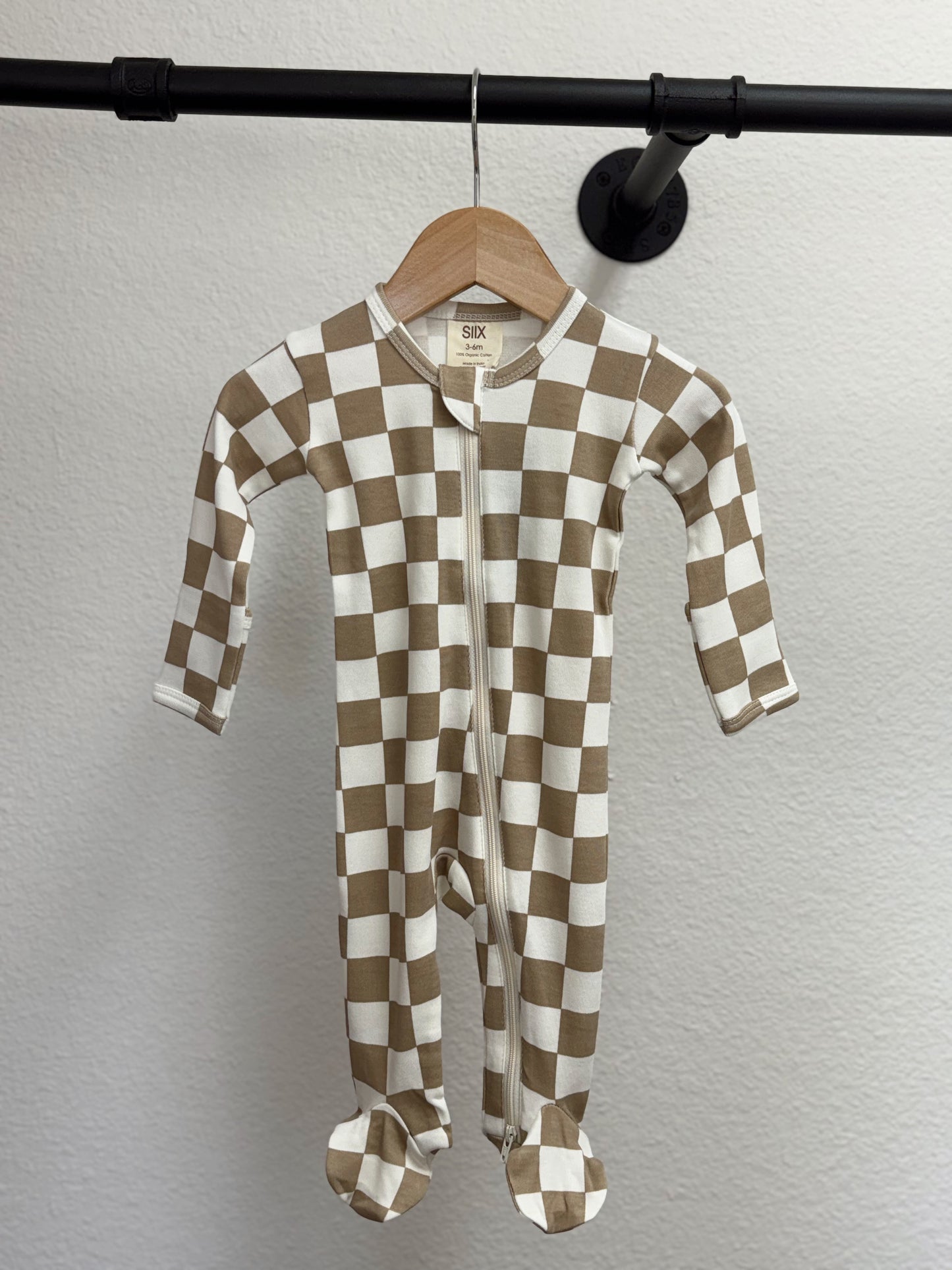 Tiramisu Checkerboard Zip Footie