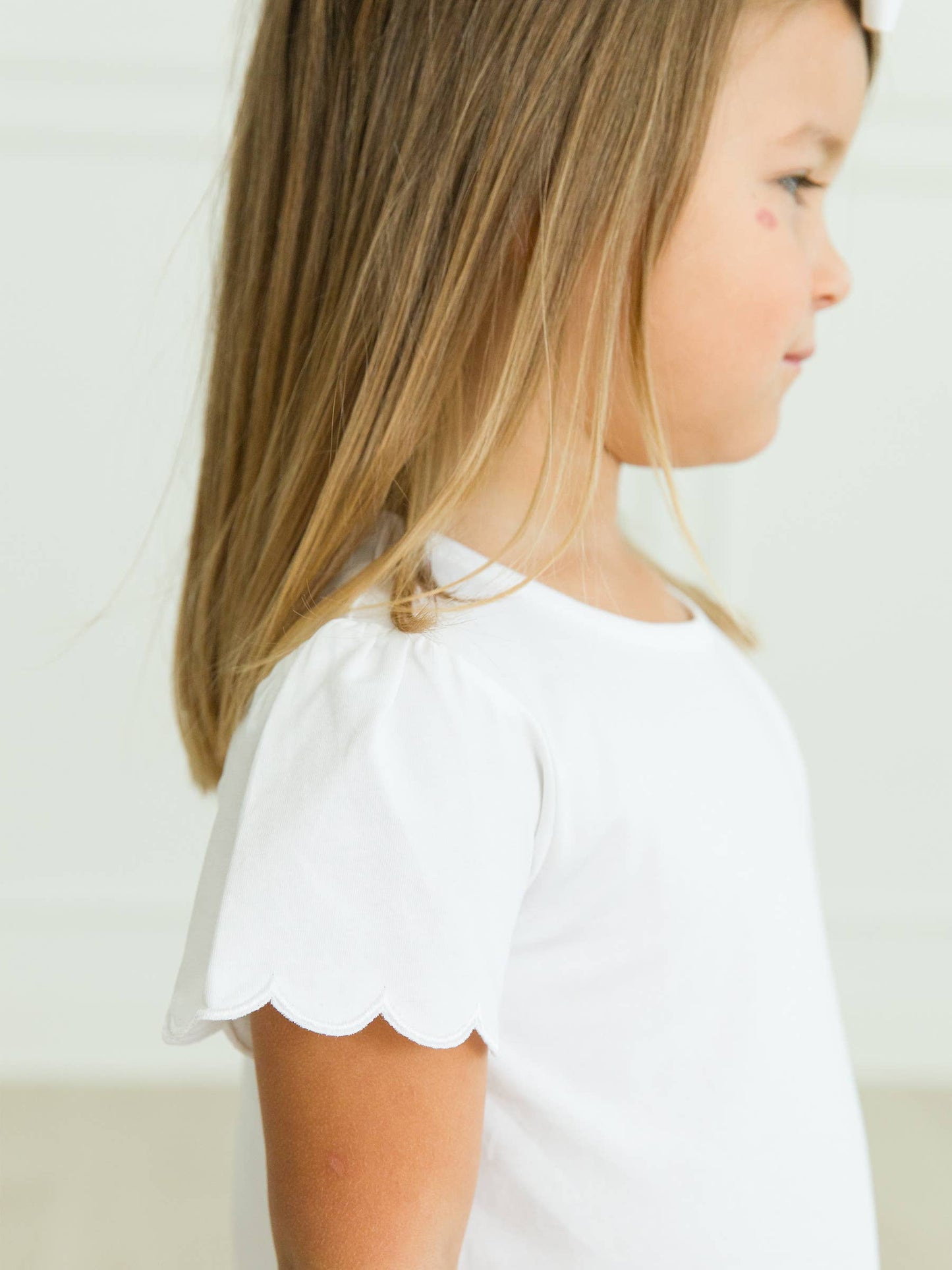 White Knit Scallop Tee
